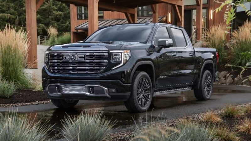 GMC Sierra 1500 Denali 2024: Tecnología Avanzada y Confort