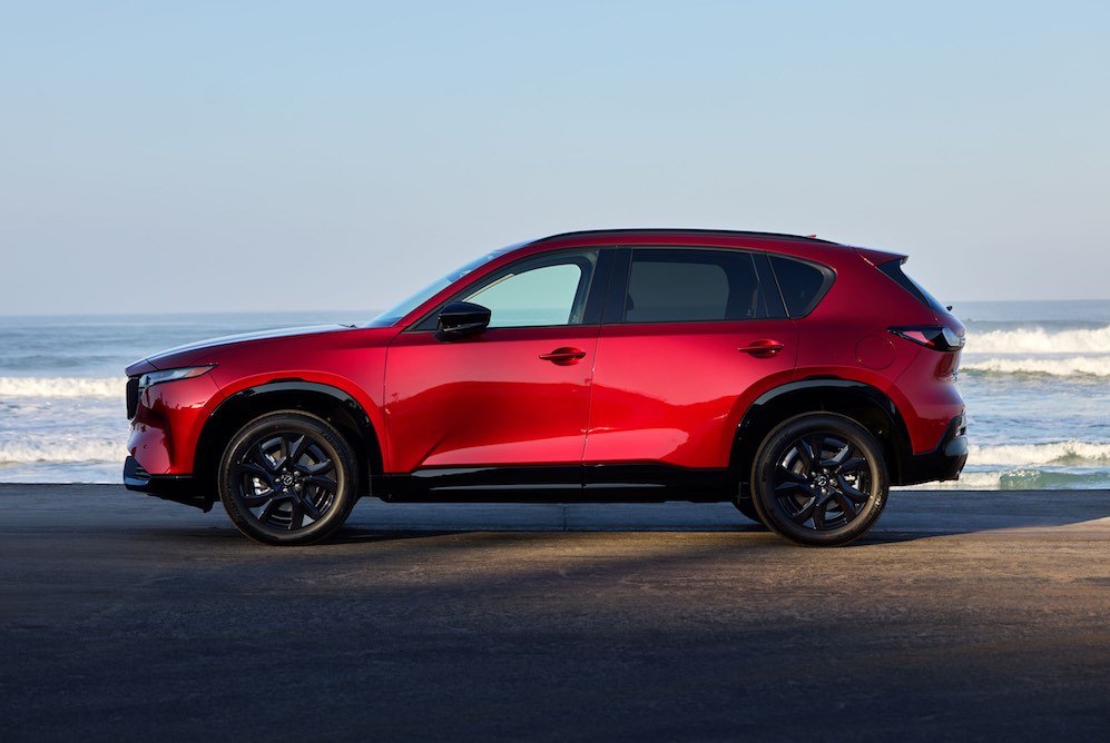mazda-cx-5-S-premium-plus-2026-side-profile