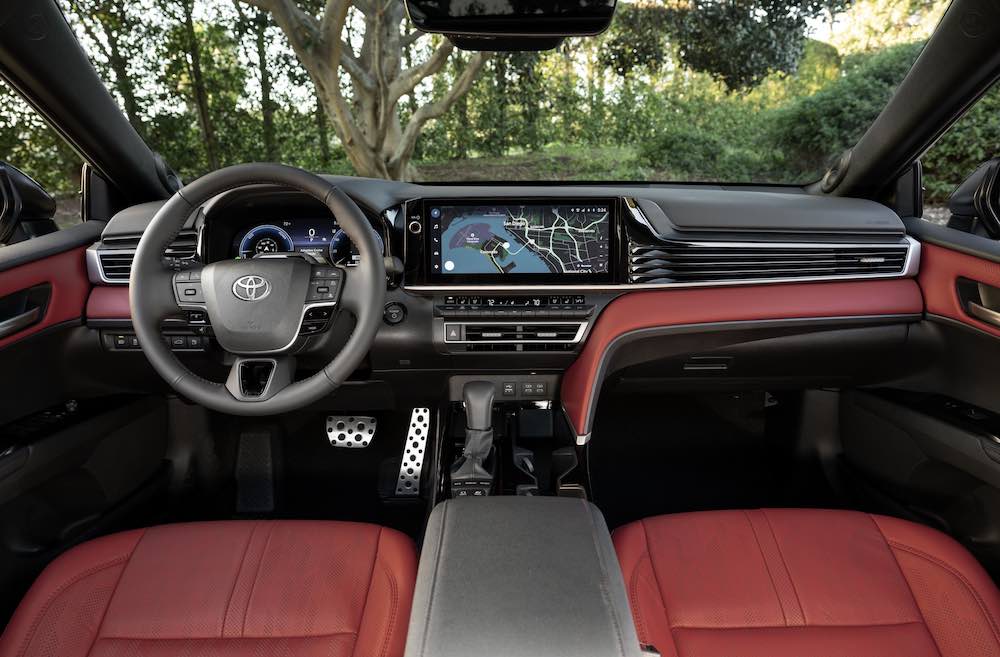 toyota-camry-xse-awd-2026-dashboard