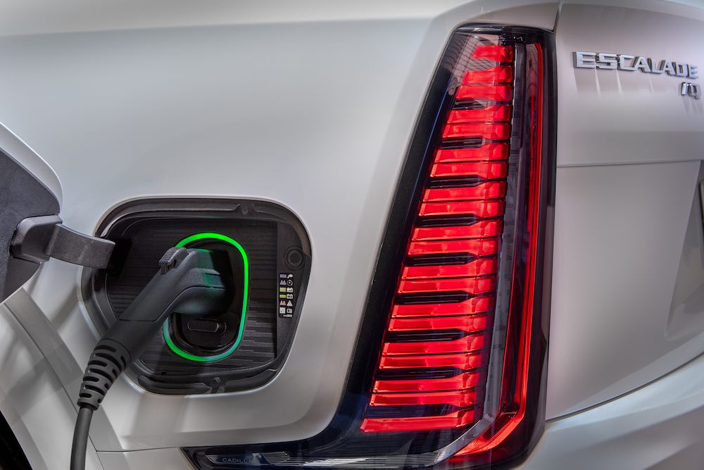 Escalade IQ 2026 Premium Luxury: autonomía real y vida sin gasolina